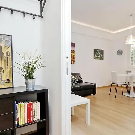 Modern Style In Διαμέρισμα Ρώμη