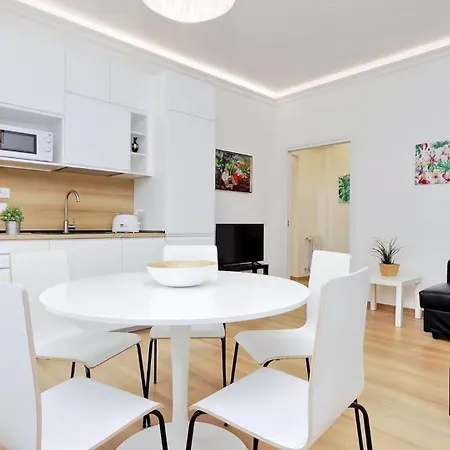 Modern Style In * Ρώμη