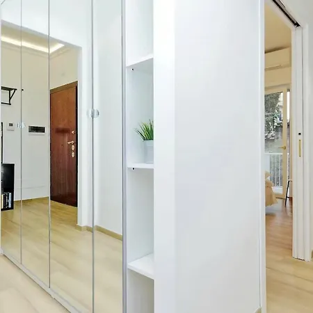 Modern Style In Ρώμη